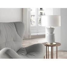 Load image into Gallery viewer, Ponn Table Lamp
